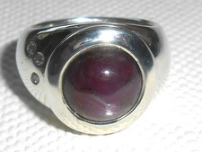 Ring 925/-Silber, 1 Rubin + 3