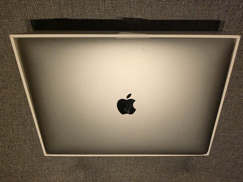 Apple macbook air - air, 13,3"
