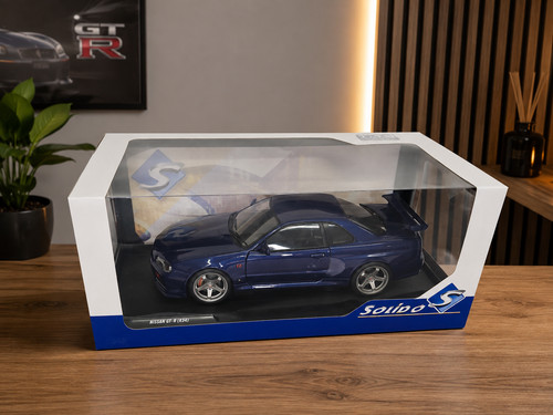 Solido nissan skyline - 1:18,