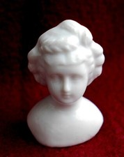 antiker Puppen Porzellan Brustblatt Kopf 5 cm Biskuitporzellan glasiert sehr RAR