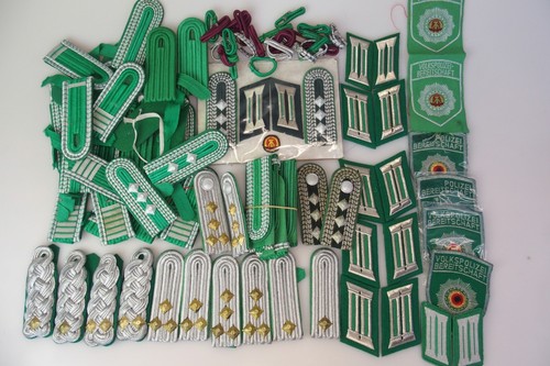 Lot nva ddr schulterklappen - ddr,