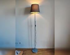 Stehleuchte IKEA, Skottorp, Grau / Dunkelgrau, 185 cm, Gut