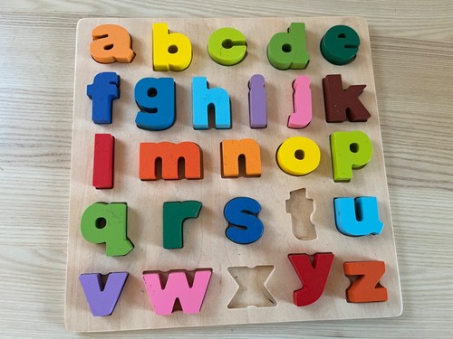 Buntes abc holzpuzzle für - für, die