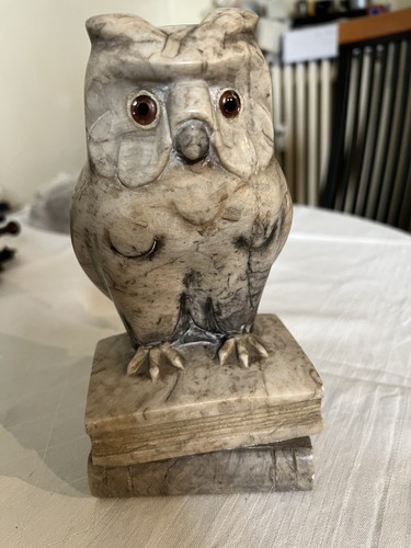 Eule marmor skulptur - eule, auf