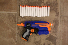 Nerf Elite Firestrike N - Strike + extra Pfeile