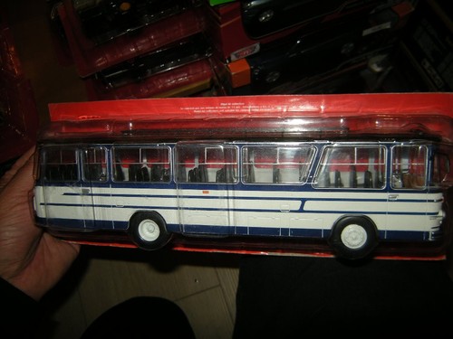 Ixo altaya bus weiss - 1:43,