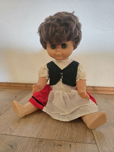 Alte ddr puppe - ,