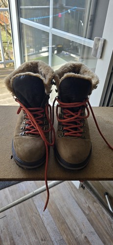 Landrover boots 42 - landrover,