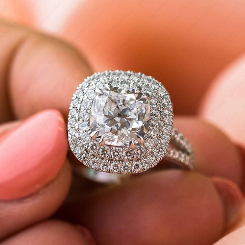 Tcw cushion moissanite - tcw,