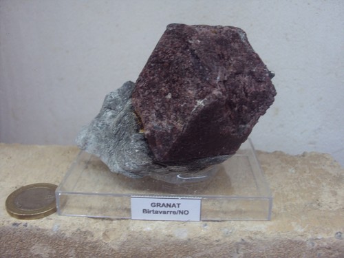 Große almandin granat - große,