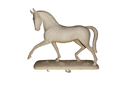 weiße Pferdefigur von Goebel