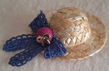 Miniatur - Strohhütchen für