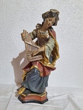 alte Heiligenfigur Holz heilige Cäcilia Schutzpatron geschnitzt farbig gefaßt