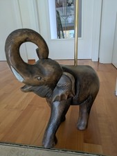 Elefantentürstopper aus Holz