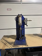 Pneumatische Werkstattpresse mit Bosch-Ventil – funktionsfähig