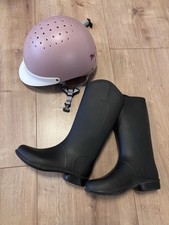 Decathlon Reiterhelm Und Stiefel Fouganza