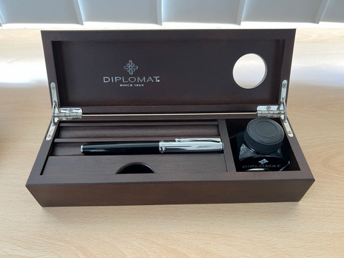 Diplomat excellence - diplomat, a2
