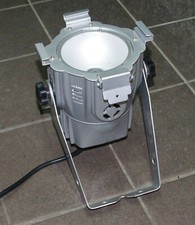 Eurolite ML-30 COB LED Studio PAR, RGB, silber, 30W, 90°, 3/5 Kanal, DMX