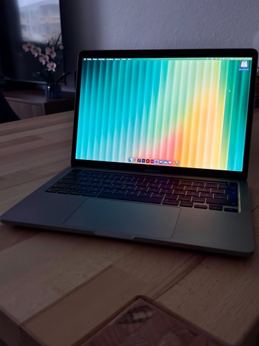 Macbook pro 256gb space - pro,