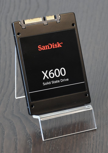 Sandisk x600 sd9sb8w 512g - sandisk,