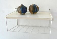 TELEFON KONSOLE MIT ZEITUNGSABLAGE WEISSES WAND REGAL ÄHNLICH STRING MIDCENTURY