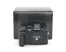 OM SYSTEM OM-1 Gehäuse, TOP