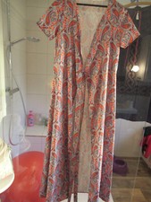 Morgenmantel Gr. M leicht, bunt, ungetragen, lang, Paisley