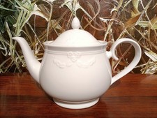 VILLEROY & BOCH Bone China