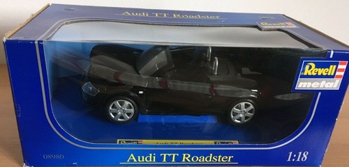 Revell audi tt roadster - 1/18,