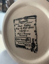 Limitierte Reliefkrüge Von WW