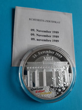 Medaille - 25 Jahre Mauerfall-09. November 1989 - versilbert, PP, Zertifikat