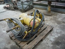 BETONRÜTTLER-BETONVERDICHTER-BETON-RÜTTLER-VERDICHTER-380-V-FUNKTIONIERT-u.s.w.