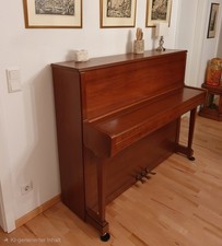 Klavier mit Hocker | Ed. SEILER 116 Klassik | Nussbaum |1. Hand |RENNER-Mechanik