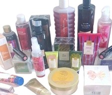 Avon Restposten Paket: 8 Teile: Körper-/Haarpflege, Parfüm, Kosmetik...