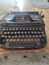 Reiseschreibmaschine Seidel & Naumann, Modell Erika 8