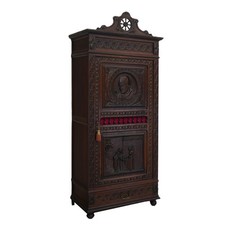 Antiker bretonischer Schrank