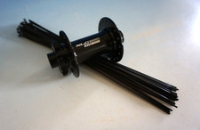 XLC Evo Vorderradnabe Nabe 32 Loch schwarz mit Speichen 27,5 cm (A024-613)