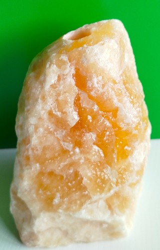 Brunnenstein orangencalcit - brunnenstein,