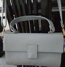 Hochwertige hellblaue Leder Handtasche Schultertasche  Neu!