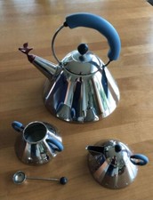 Alessi Teekanne mit Zuckerdose