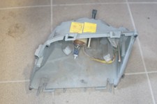 Scheinwerfergehäuse mit Kabel