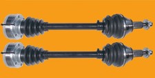 Zwei Antriebswellen für AUDI