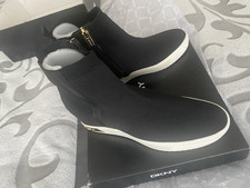 DKNY by Donna Karan New York