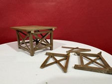 H0 1:87 Holzplattform auf