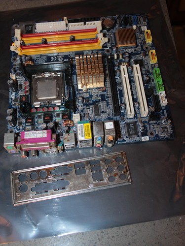 8i915pmd sockel 775 - sockel,