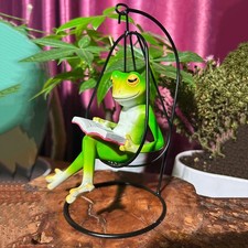 Froschfigur aus Kunstharz