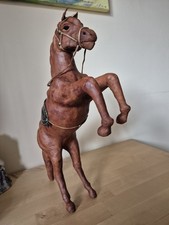 Antikes Springendes Pferd