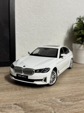 BMW 530i 1:18 Modellauto