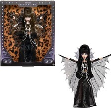 Monster High Elvira HYV99-9633 Sammlerpuppe mit Kleid und Zubehör NEU