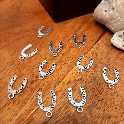 Hufeisen anhänger charms - 10,